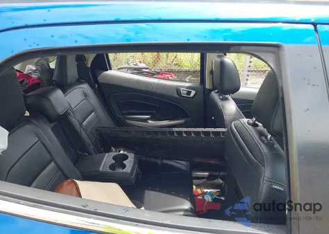 2020 Ford Ecosport Titanium z USA, uszkodzony, nr VIN MAJ6S3KL2LC313847